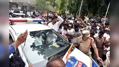 Cong leaders detained after protest over denial of special trains to Delhi