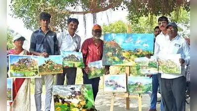 Artists who participated in the ‘Plein Air on Rocks’ painting workshop held amid the boulders