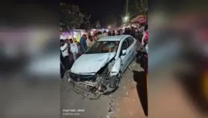 Traffic cop killed as speeding sedan crashes into devotees & police at Saptashrungi