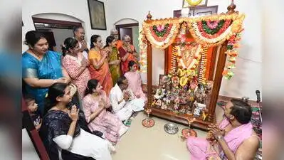 But this Navratri, the US-based Hindustani classical vocalist has travelled to Mangaluru to be