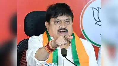 Addressing the media at the BJP state office in Nampally, he accused Congress of spreading