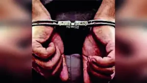 A 27-year-old man working for Rapido as a delivery boy has been arrested by Kalamboli police