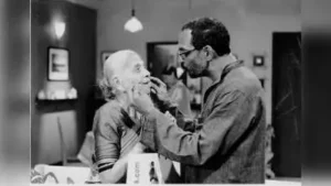 Nana Patekar with Bharati Devi in Goutam Ghose’s ‘Yatra’