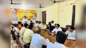 Addressing Monday’s meeting, Varanasi in charge and MLC Arun Pathak said that CM Yogi would
