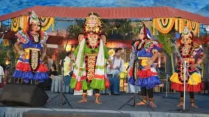 Artistes from Bengaluru presented ‘Sri Devi Mahishasuramardini’, blending dance, drama