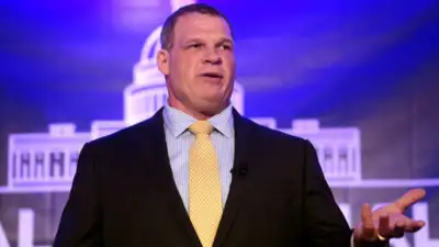 WWE wrestler Glenn Jacobs , also known as Kane, had a 6,924-square-foot home that was