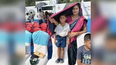 Valour in sky finds viewers braving torrid heat