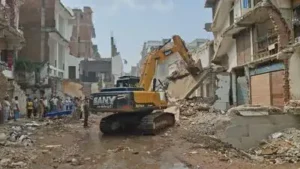 Five buildings in Dalmandi confronts bulldozer action for the road widening project