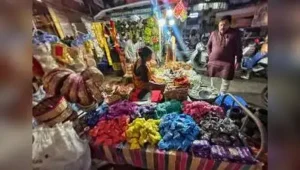 Temporary stalls have sprung up across neighbourhoods in Pune selling ghagra-cholis, bandhini