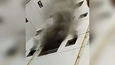 Kolkata: A fire broke out in a locked servants’ quarter on the 24th floor of a residential