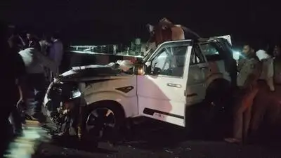 A late-night shortcut home turned fatal for four friends from Satara when their SUV crashed