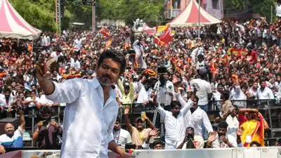 TVK complains to EC over lack of police, traffic issues during Vijay's campaign in Chennai — Tamil