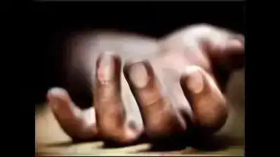 Chennai: A man killed his 40-year-old wife and nine-year-old daughter while they were asleep