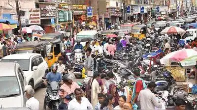 Madurai: The severe flood warnings and waterlogging in main areas of Madurai city in the past