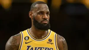LeBron James' outfit will differ slightly from his teammates' when he plays for the Los Angeles