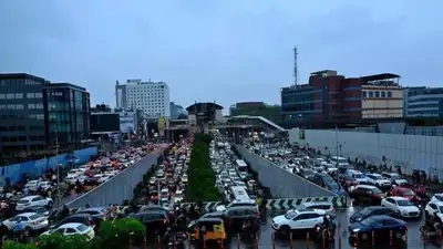 Hyderabad slipping into Bengaluru-like traffic chaos; average speeds: The wider industry impact