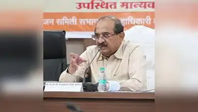 Sangli leaders confront water resources minister as Krishna river runs dry
