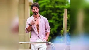Mumbai: Three men allegedly involved in the attack on actor Tiger Shroff who were arrested