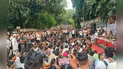 MPSC aspirants hold ground as protest enters seventh day in Pune
