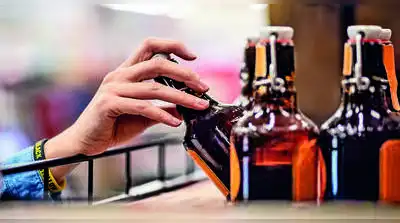 Nashik : The State Excise Department’s ‘D’ Division in Nashik seized 38 boxes of Indian Made