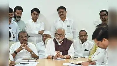 Nashik : Maharashtra food, civil supplies and consumer protection minister Chhagan Bhujbal laid