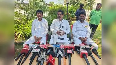 Beed MP Bajrang Sonawane during his press conference