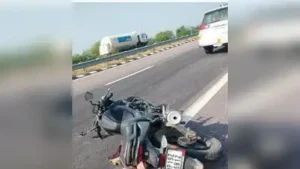 Kanpur: Two devotees returning to Madhya Pradesh after offering prayers in Mathura-Vrindavan
