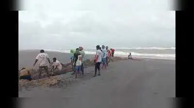 Steps taken to secure release of fishermen arrested by Sri Lanka: Centre to HC