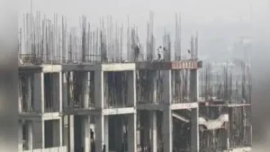 Mumbai: Maharashtra minister Ashish Shelar has urged BMC to suspend construction and demolition