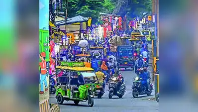 E-Rickshaws Have Free Run On 12 Banned Routes