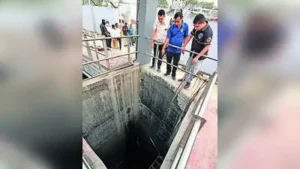 Two died, while the other two are in stable condition at Sola Civil Hospital