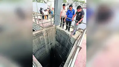 Two died, while the other two are in stable condition at Sola Civil Hospital