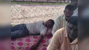 Wankhede, along with the villagers, warned that the indefinite hunger strike would continue