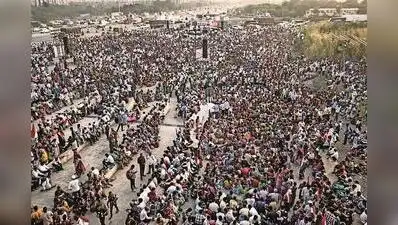 The tribal protesters were likely to call off their march to Mantralaya following the meeting