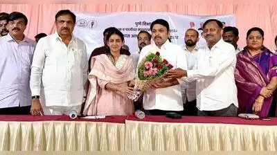 Shiv Sena (UBT) has declined to withdraw its candidate, Sunil Modi, who filed his nomination