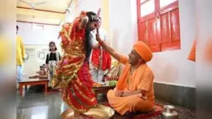 Chief minister Yogi Adityanath and Gorakshpeethadhishwar performed kanya pujan at Gorakhnath