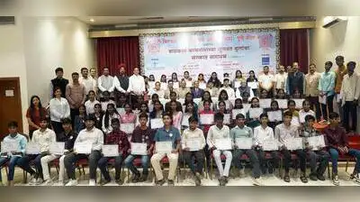 BAI felicitates meritorious children of construction workers in Pune