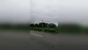 Trio assault cabby on Pune-Mumbai expressway, flee with cellphone & cab