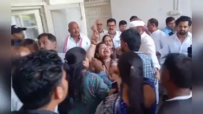 Chaos erupts at UP Cong HQ as supporters of Ajay Rai, councillor clash