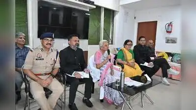 Kanpur: Governor Anandiben Patel on Wednesday visited Rajkiya Bal Grih (Balika), Unit-I