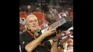 June Jones, the former Hawaii and SMU head coach and ex-NFL quarterback, has reportedly died