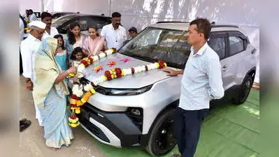 A sharp 52% surge in vehicle sales on Dussehra failed to offset: The wider industry impact