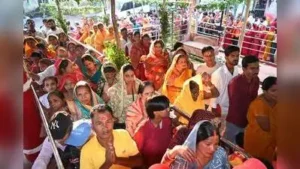 Huge turnout of devotees at Vindhyachal, Durga temple in Kashi as Navratri begins