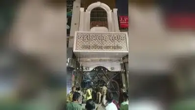 Lucknow: A fire broke out at the Badri Prasad jewellery showroom in Alambagh on Tuesday night