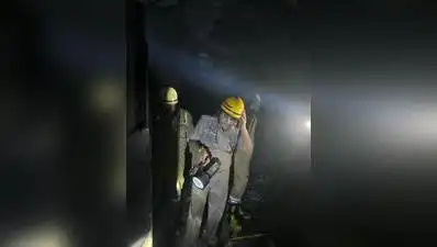 Lucknow: A fire broke out at the Badri Prasad jewellery showroom in Alambagh on Tuesday night