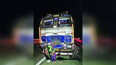 Trailer Crawled At Just 10km/h, Truck 50km/h