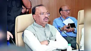 Nagpur: Revenue minister Chandrashekhar Bawankule on Tuesday appealed to well-off farmers