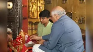CM prays for Gujarat's progress at Ambaji