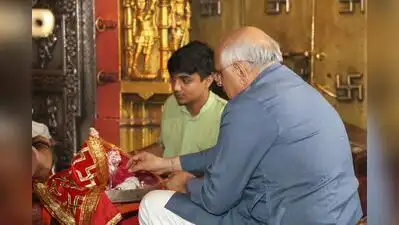 CM prays for Gujarat's progress at Ambaji