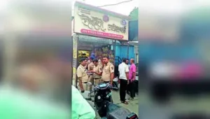 Nagpur: Four gun-toting robbers on bikes orchestrated a daring heist at a jewellery shop